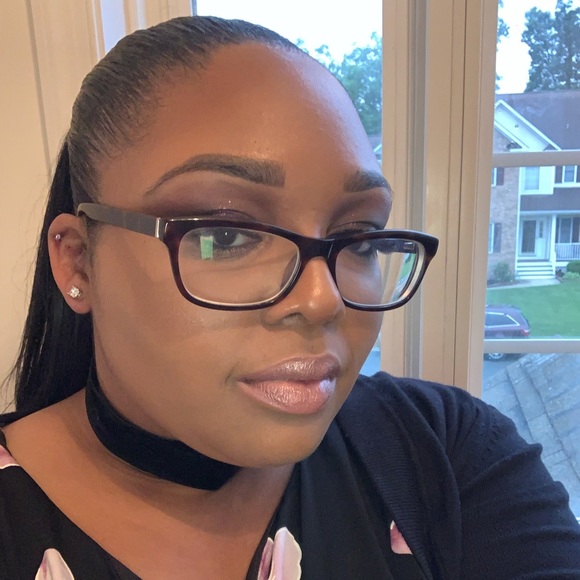 Meet your Posher, Domicha - Picture 1 of 1